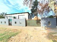 11 Bedroom 2 Bathroom House for Sale for sale in Turffontein