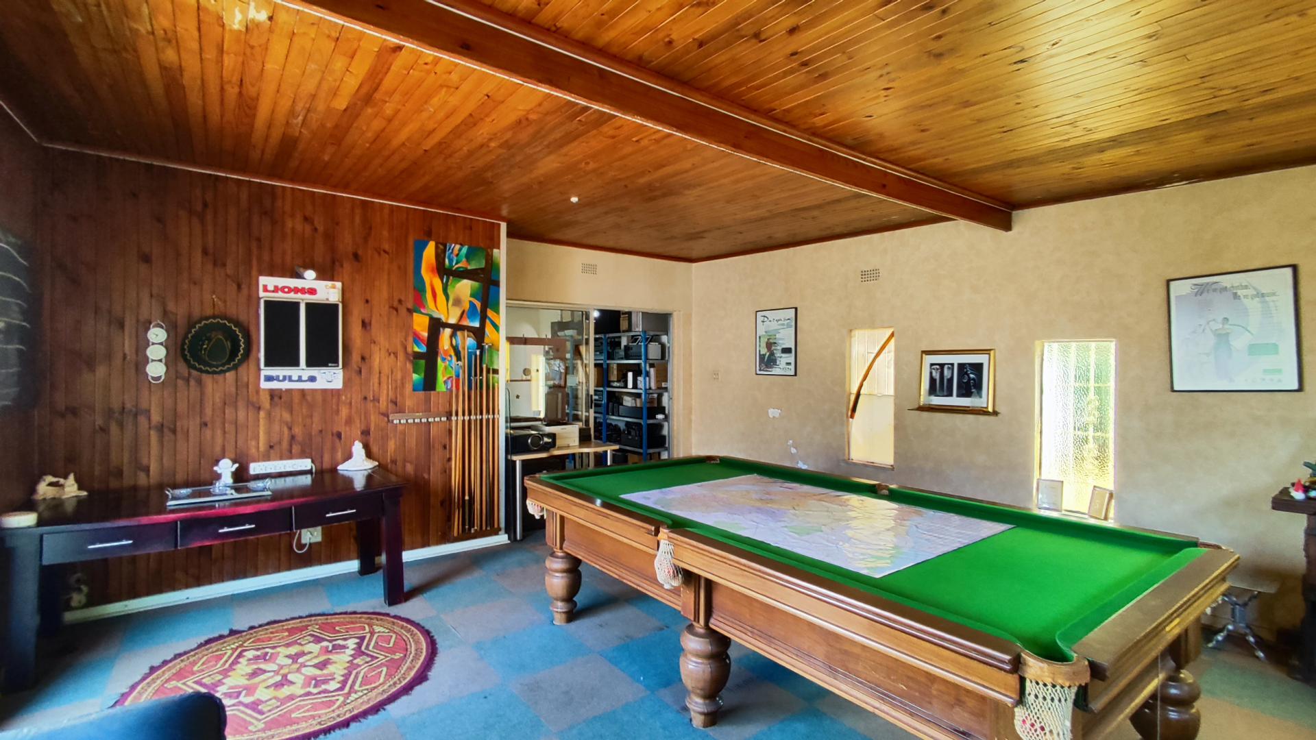 Entertainment of property in Kenleaf