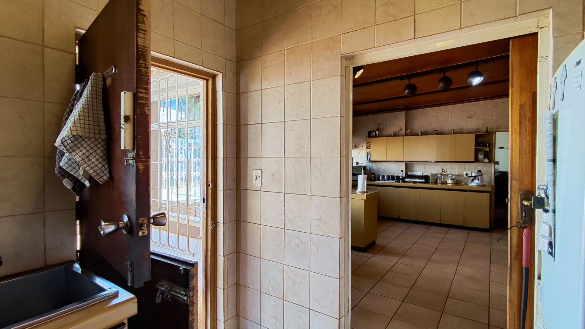 Scullery of property in Kenleaf