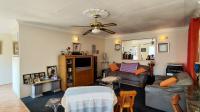Lounges of property in Kenleaf