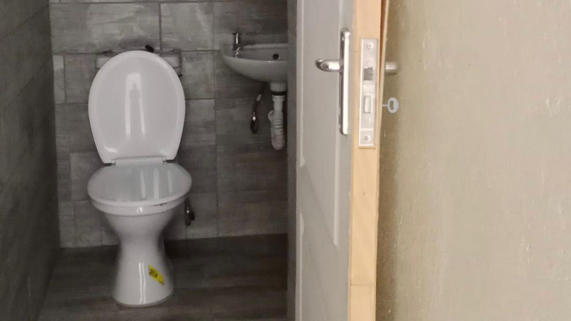 Bathroom 1 of property in Lebowakgomo