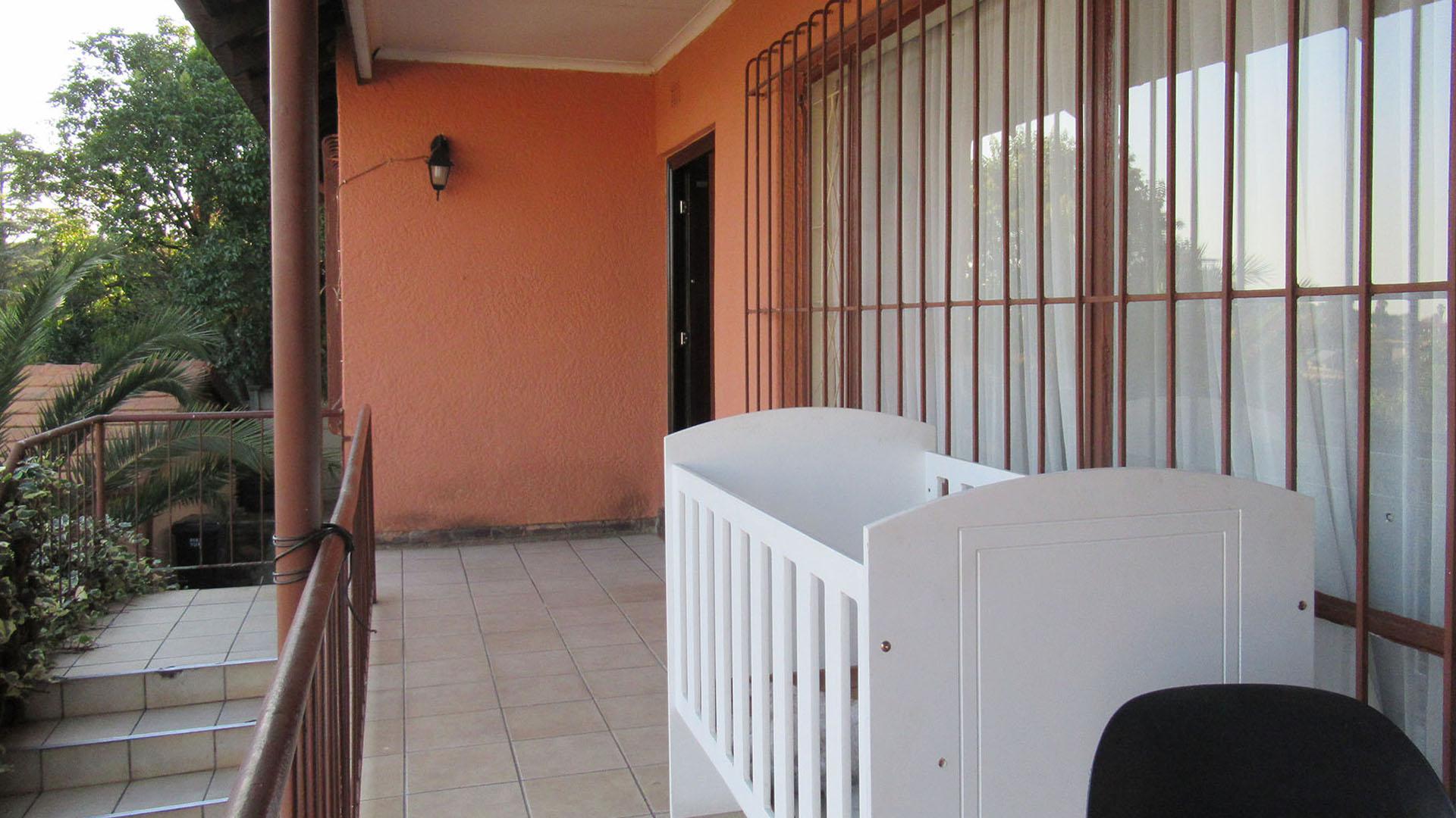 Front View of property in Lindhaven