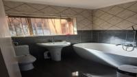 Main Bathroom of property in Lindhaven