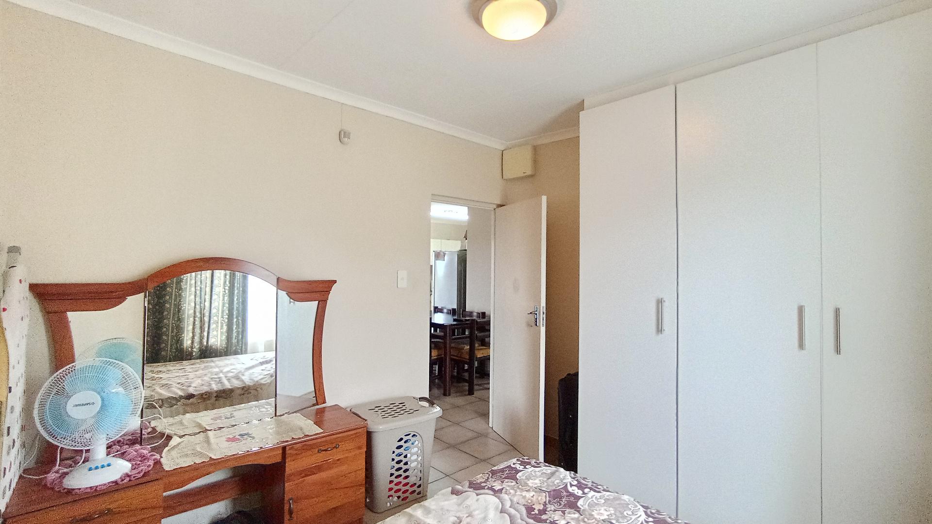 Bed Room 2 - 12 square meters of property in Kingsburgh