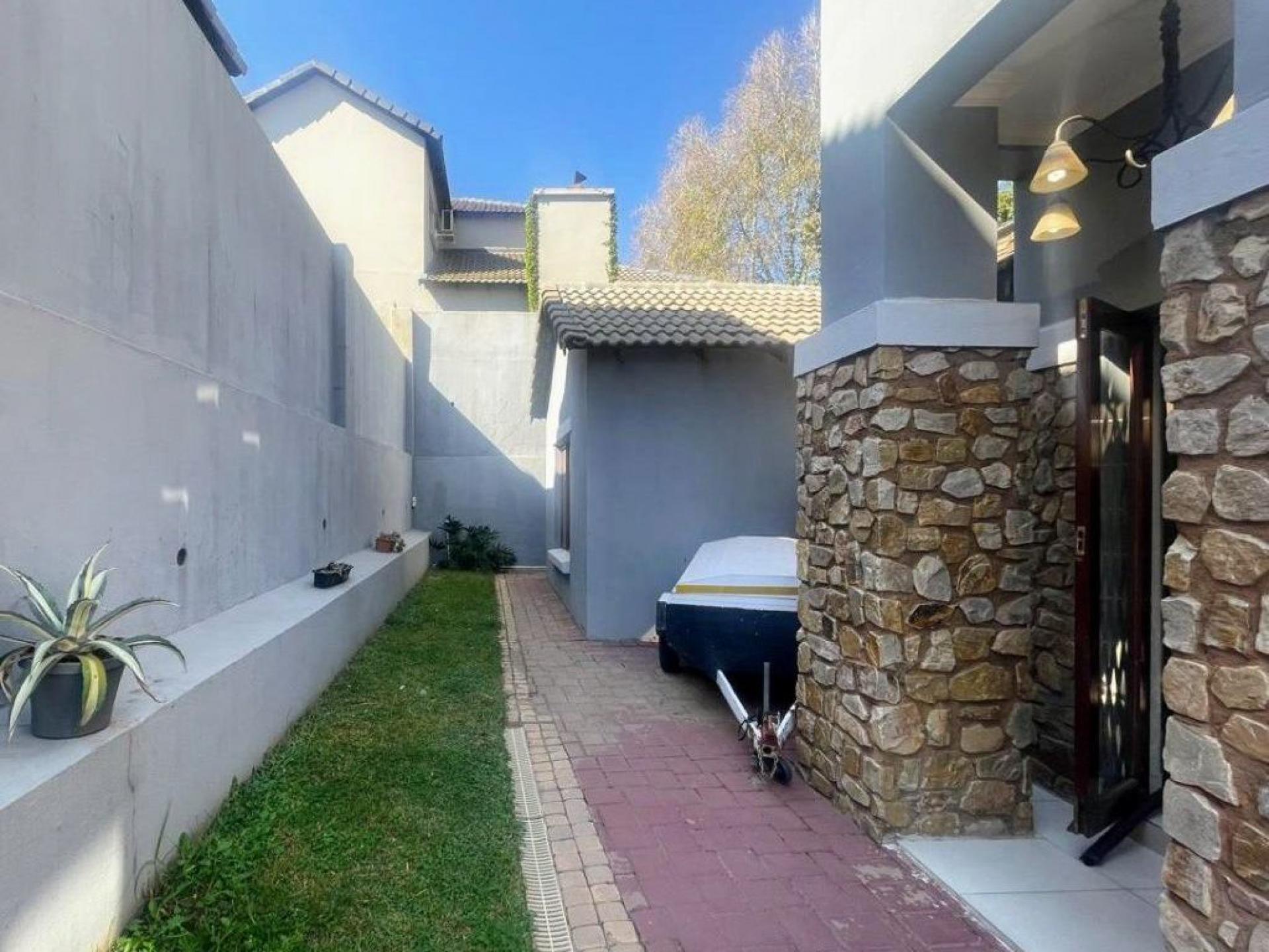  of property in Olympus