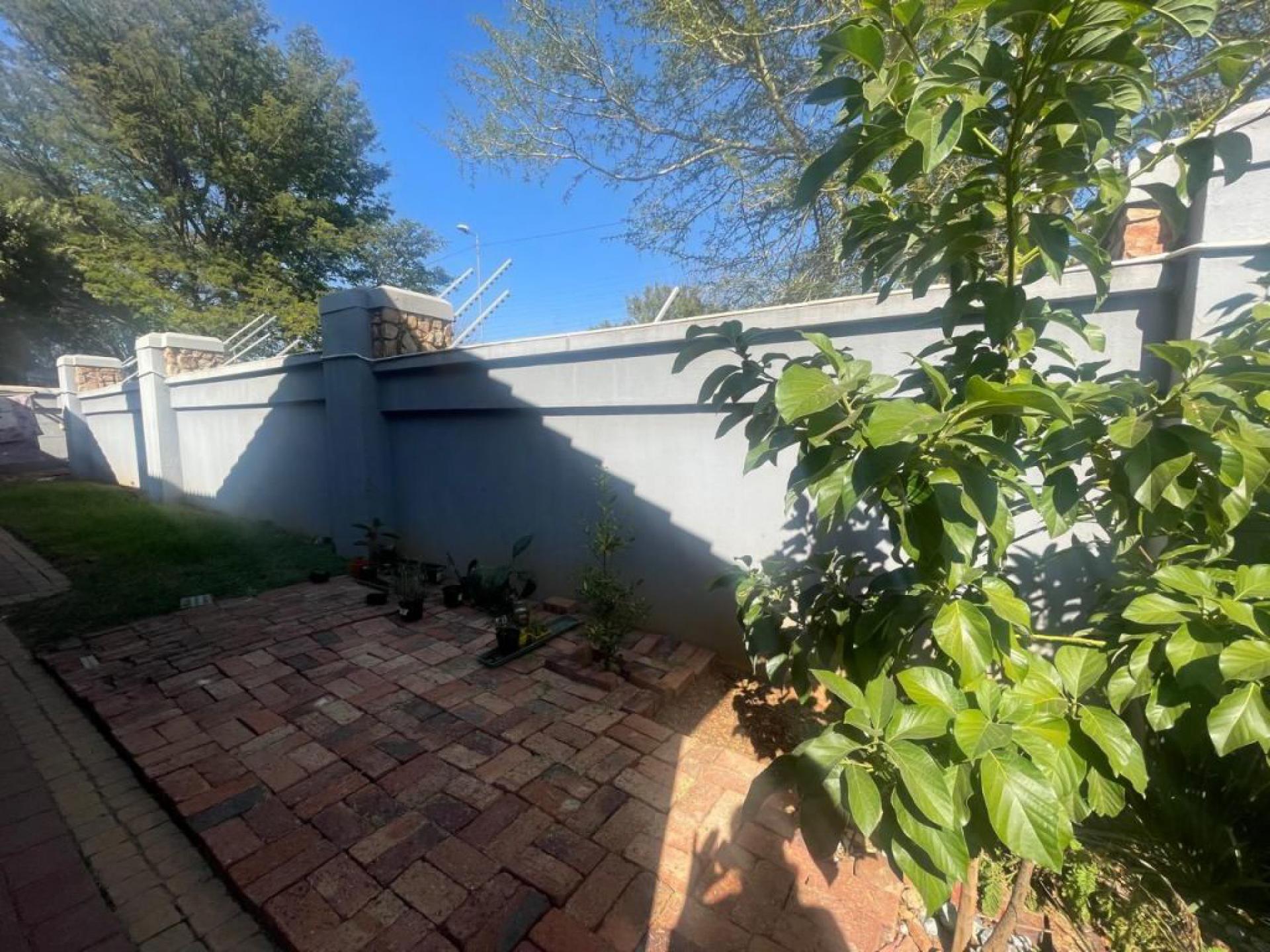  of property in Olympus