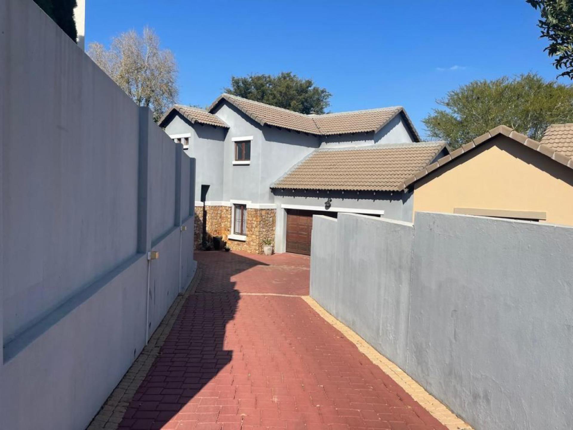  of property in Olympus