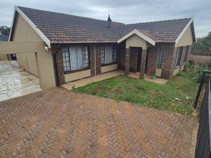 3 Bedroom House for Sale For Sale in Delmore Park - MR635409