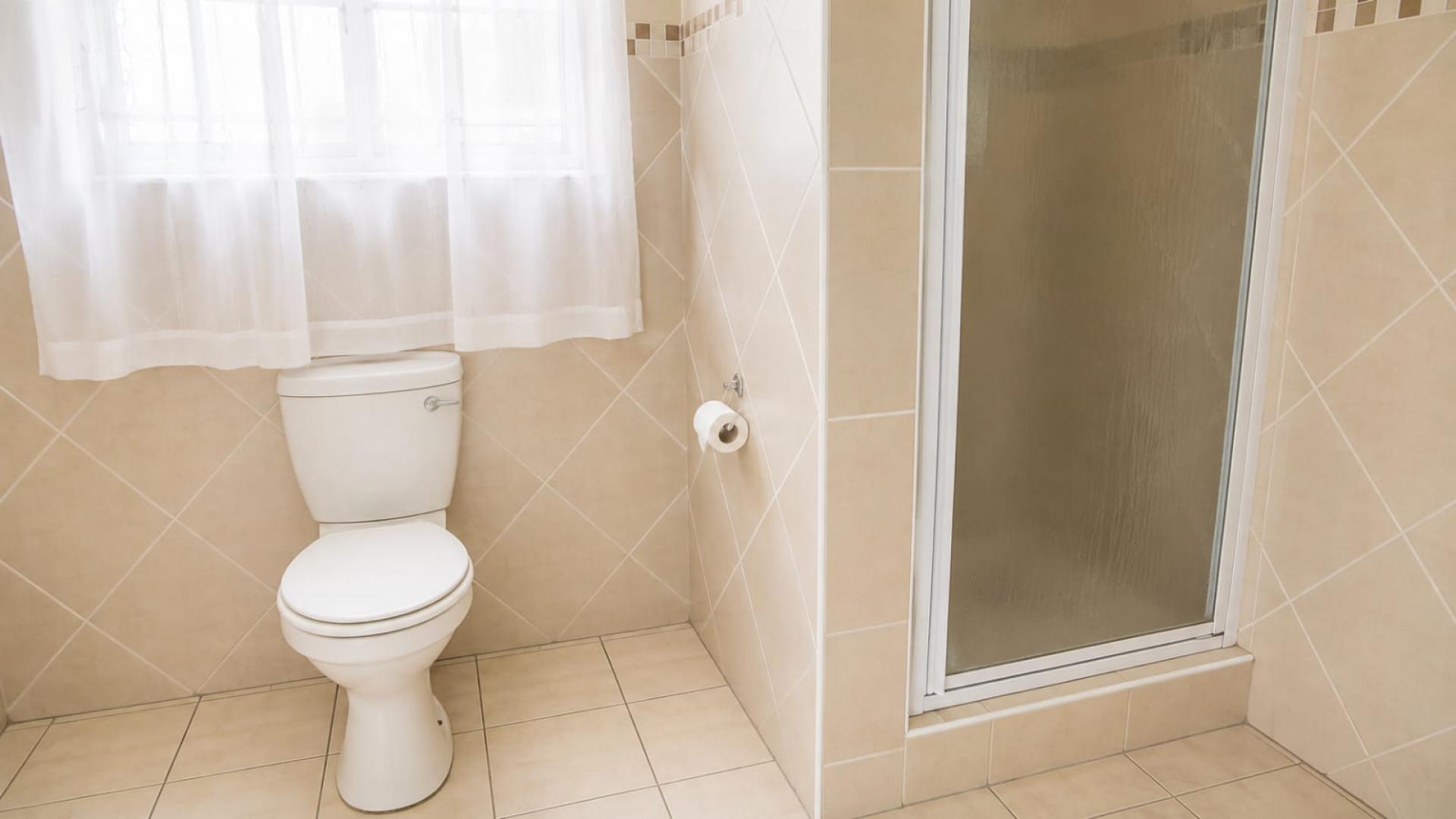 Bathroom 2 of property in Margate