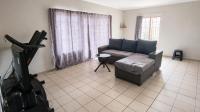 Lounges - 30 square meters of property in Margate