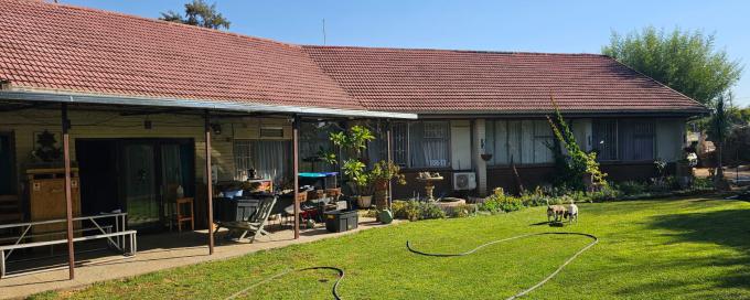 4 Bedroom House for Sale For Sale in Vryburg - MR635656