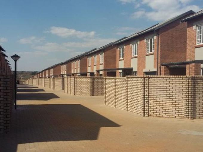 3 Bedroom Duplex for Sale For Sale in Raslouw - MR635714