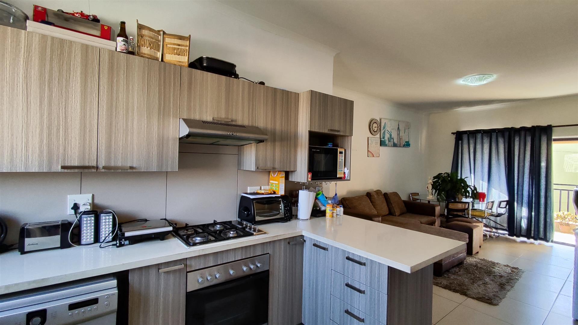 Kitchen - 9 square meters of property in Lilianton
