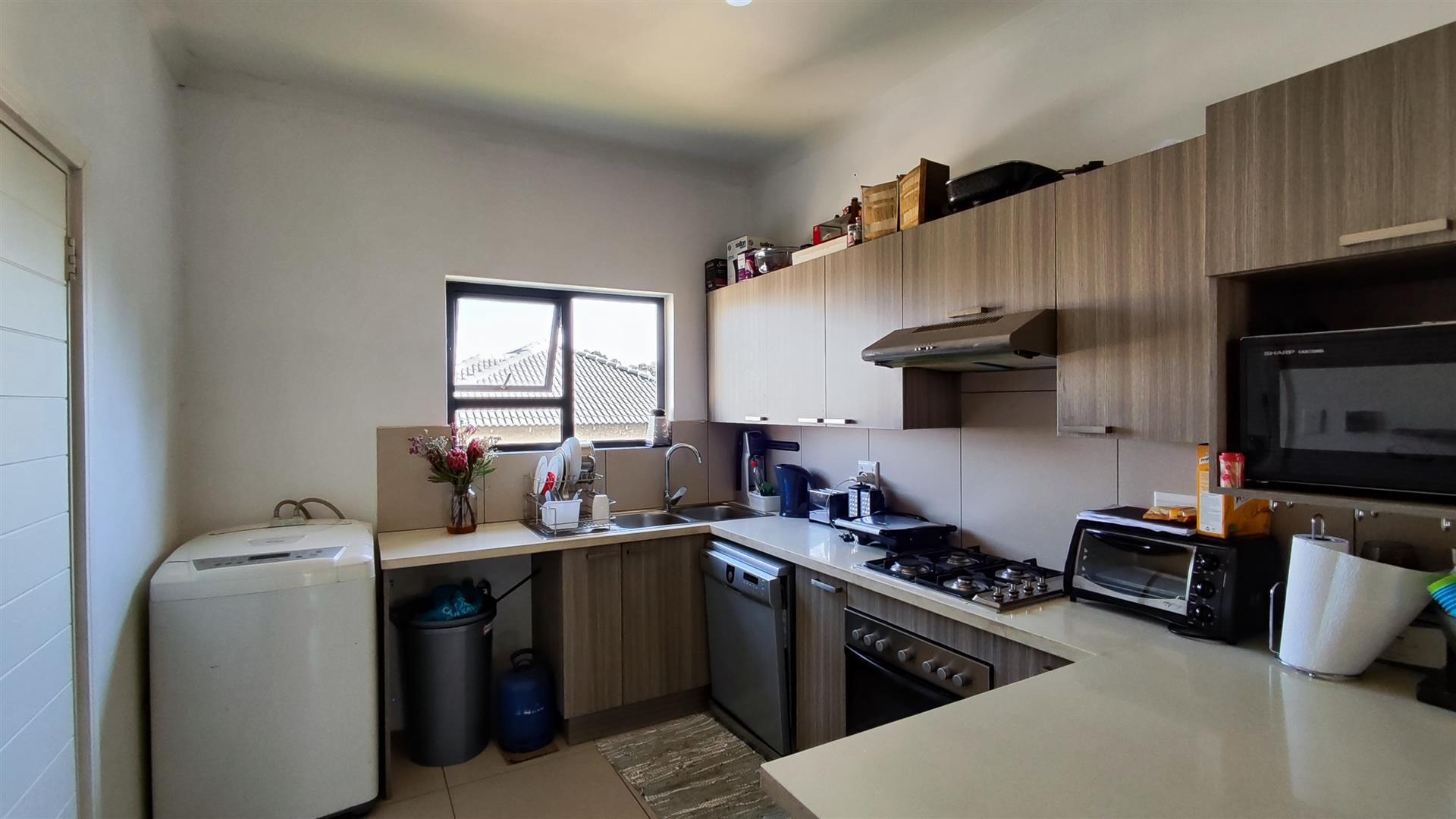 Kitchen - 9 square meters of property in Lilianton