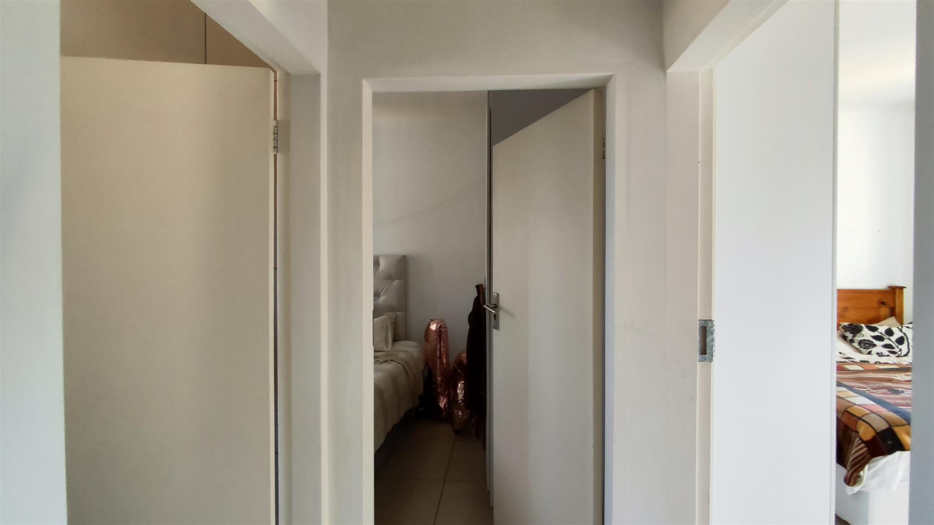 Spaces - 1 square meters of property in Lilianton