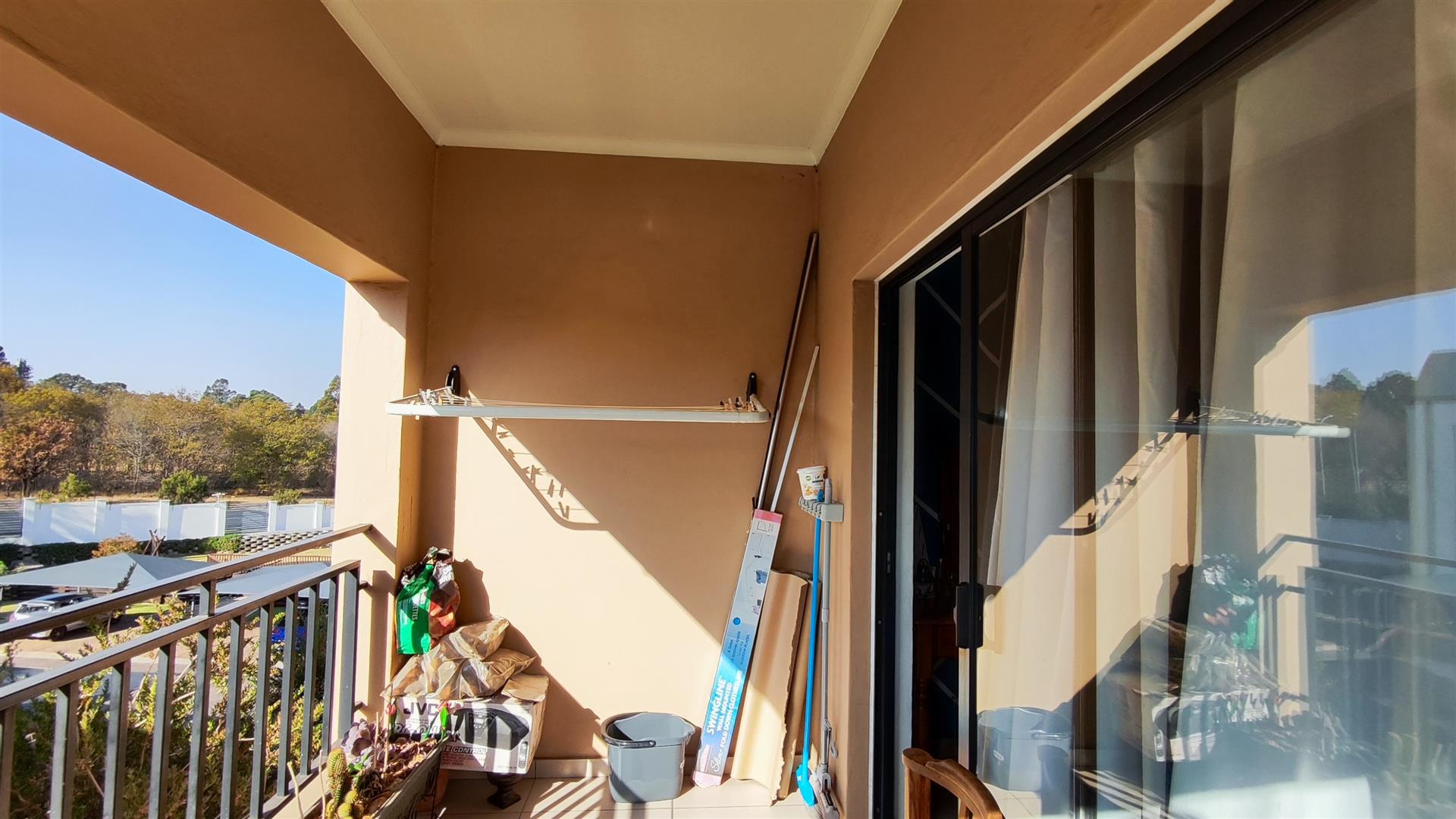 Balcony - 7 square meters of property in Lilianton