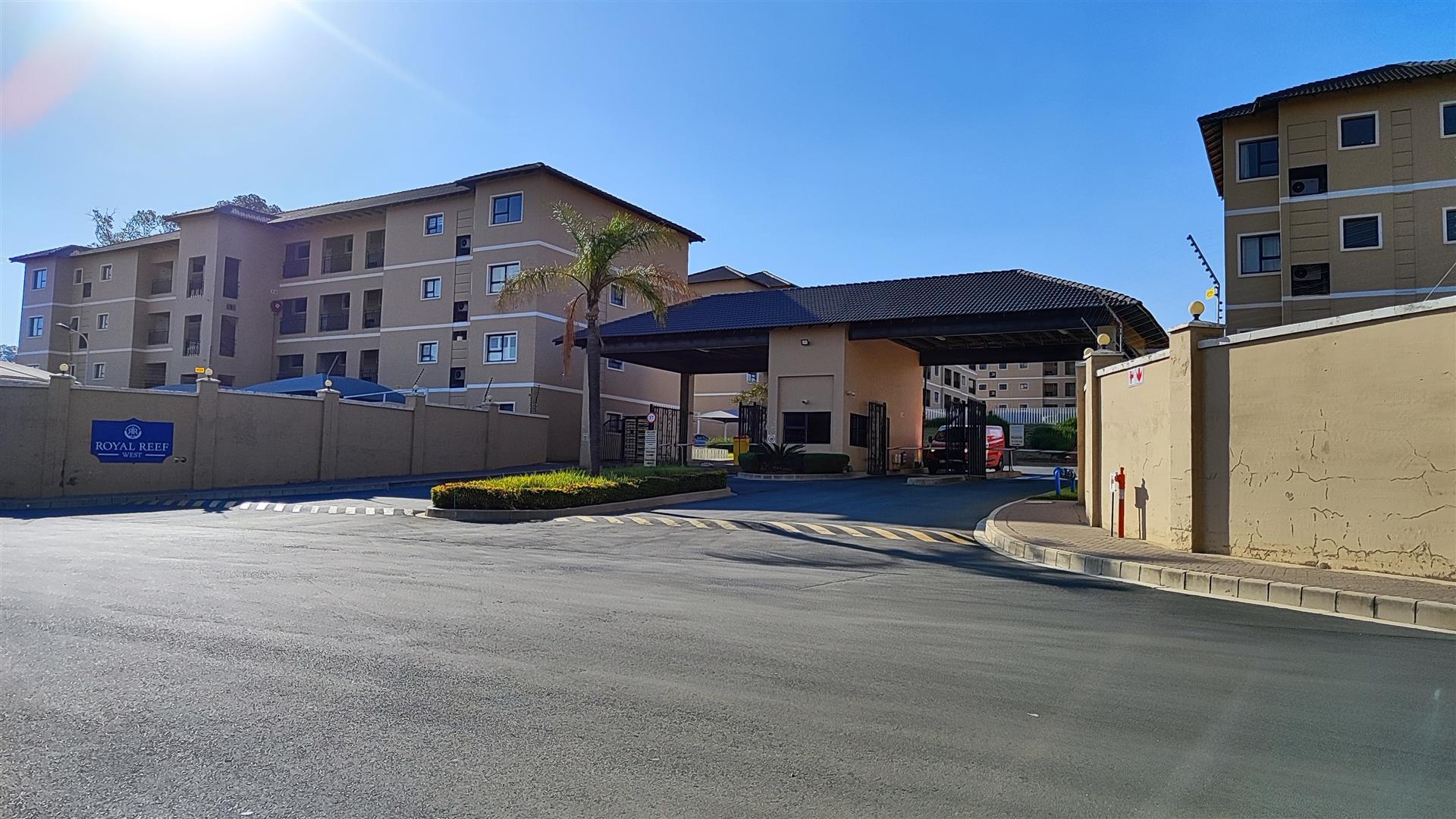 Front View of property in Lilianton