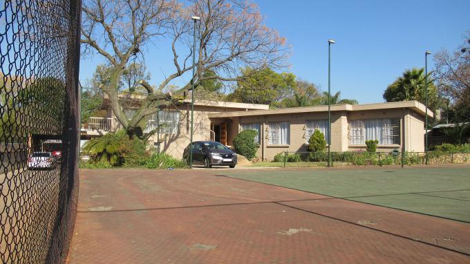 6 Bedroom House for Sale For Sale in Woodmead - Private Sale - MR635964