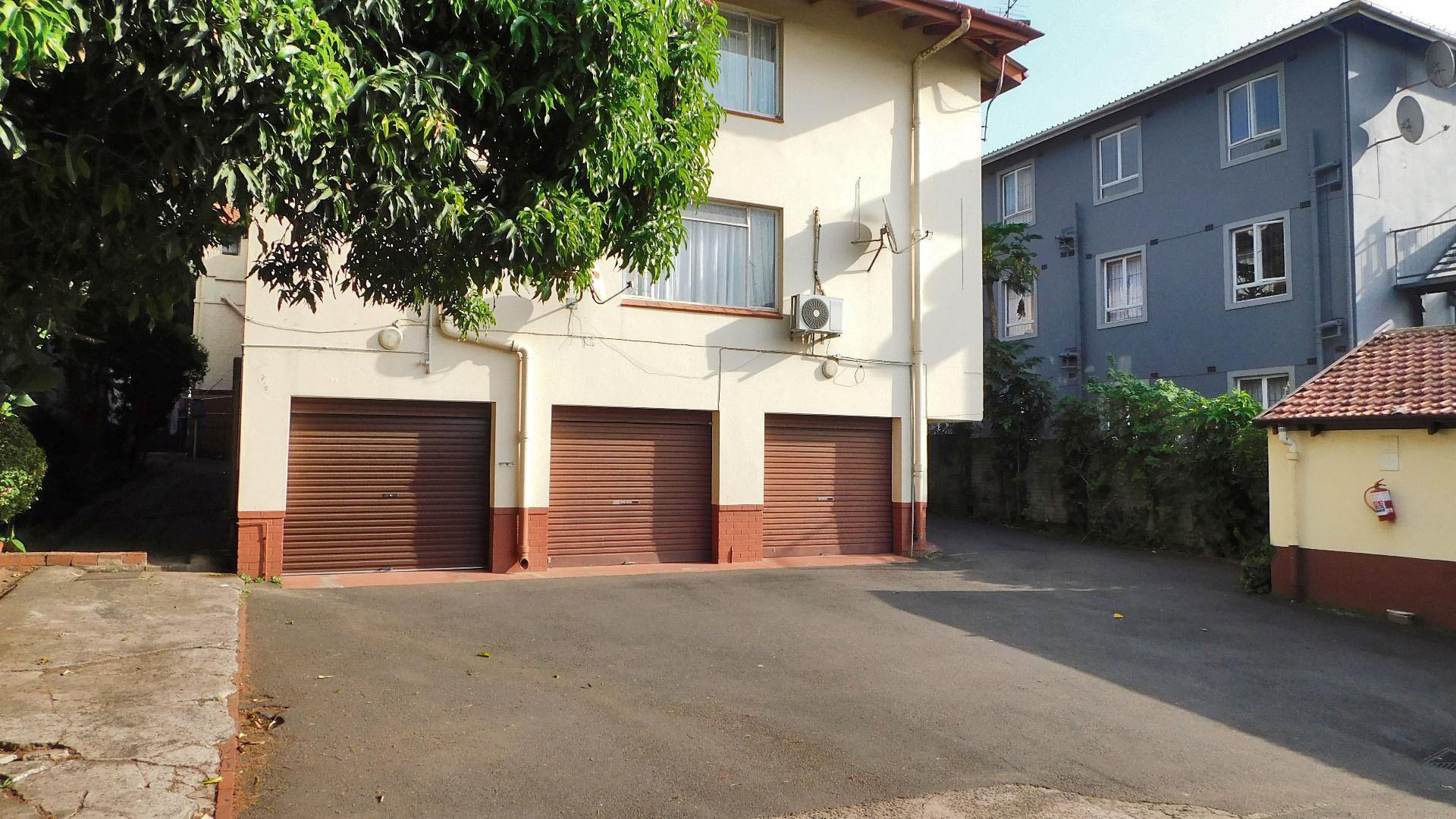 Front View of property in Glenwood