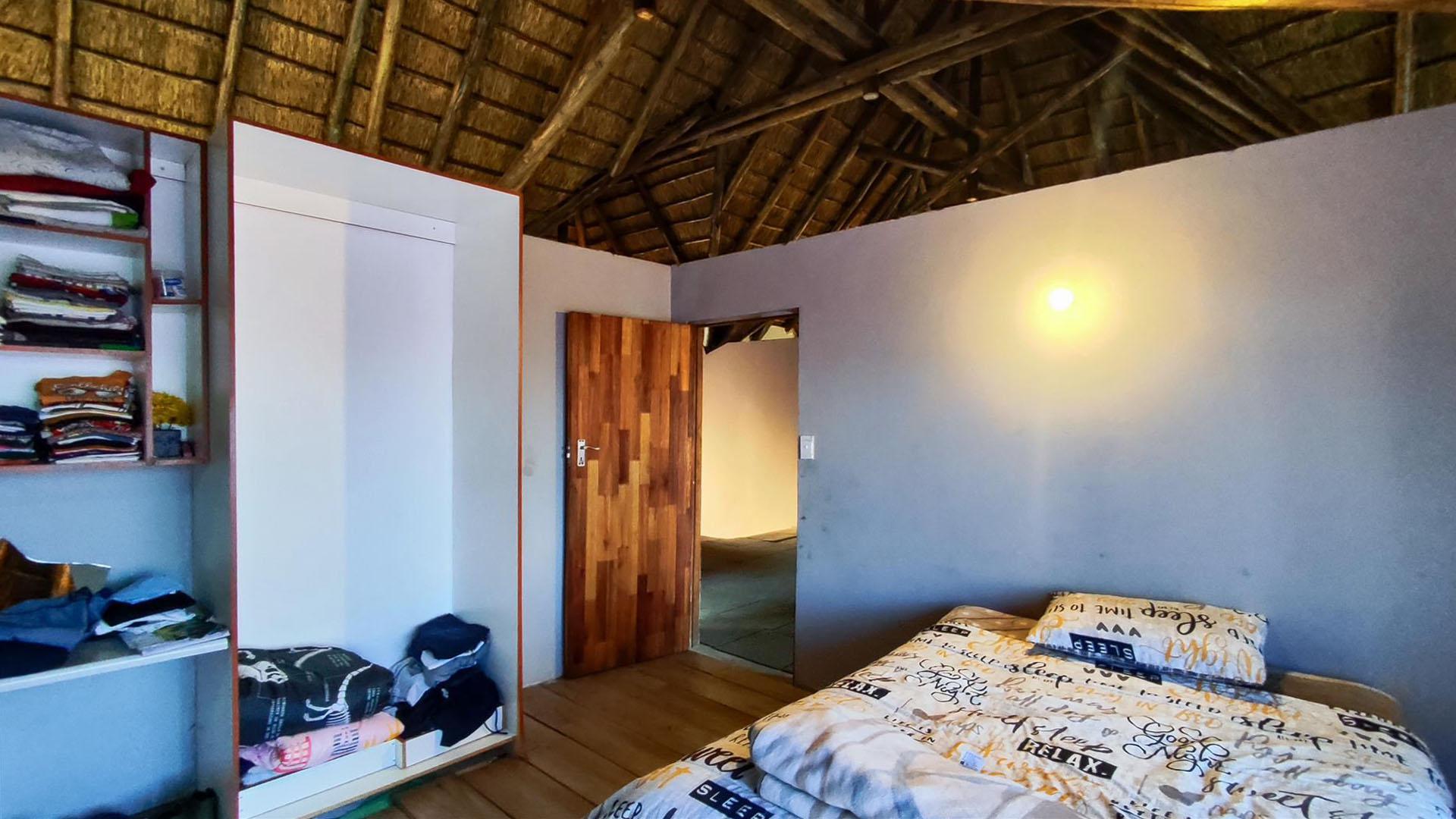 Bed Room 3 - 20 square meters of property in Ohenimuri