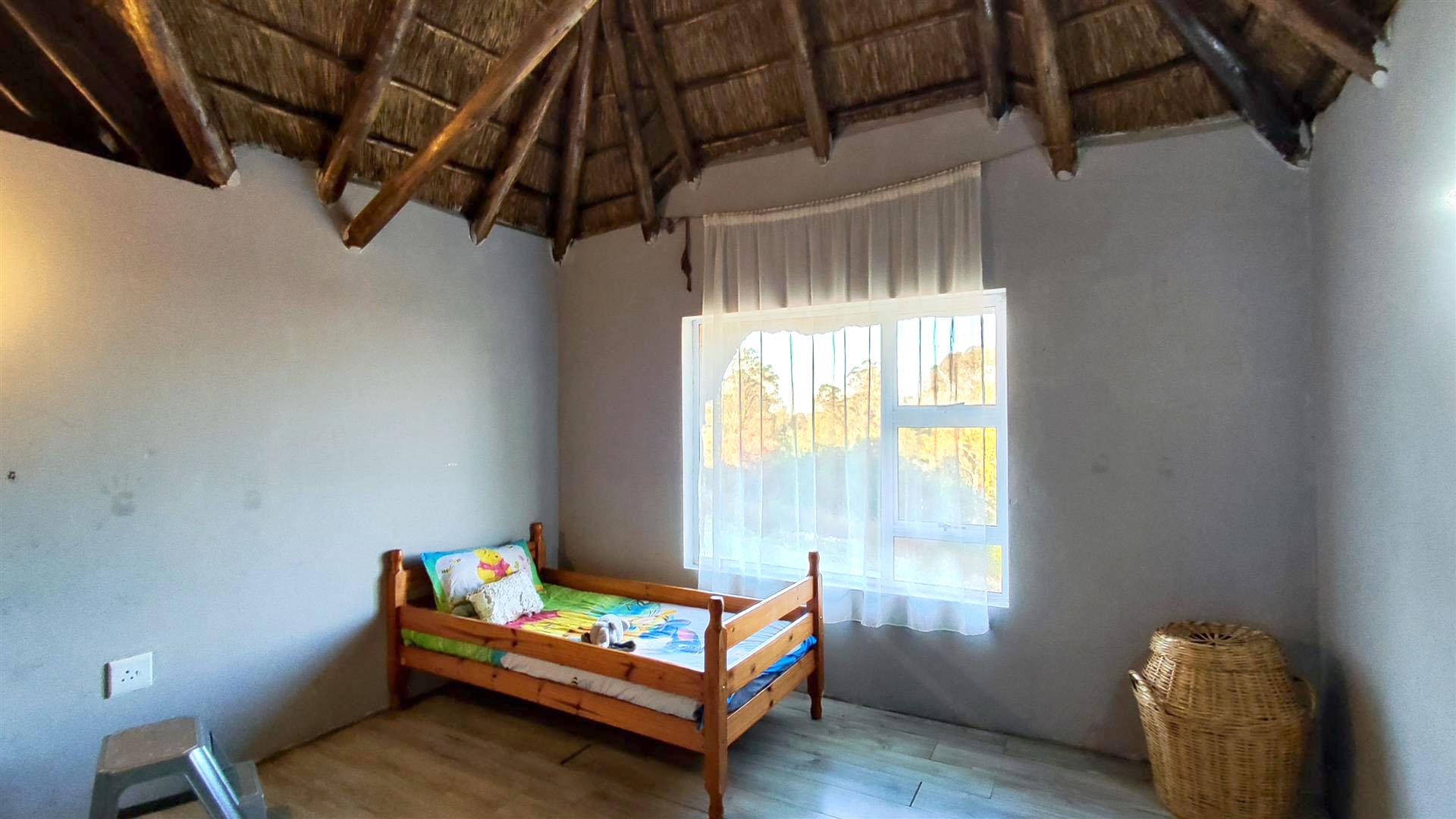 Bed Room 4 - 18 square meters of property in Ohenimuri