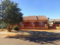  of property in Geelhoutpark