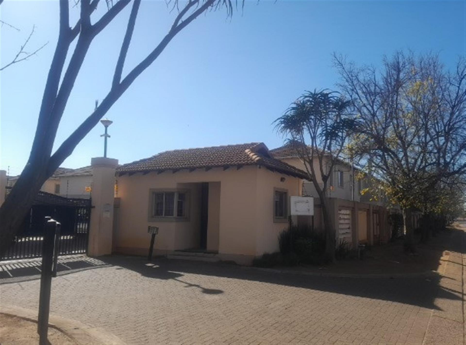 Front View of property in Claremont - JHB