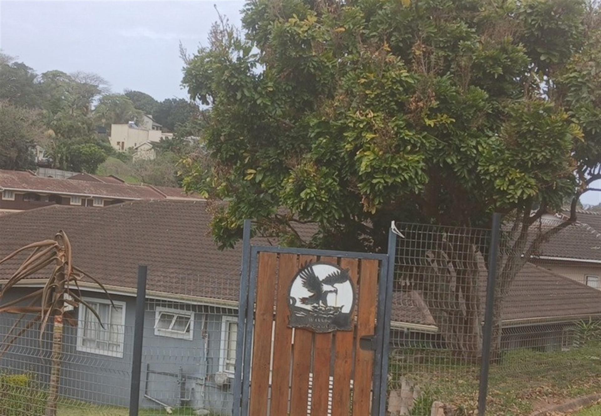 Front View of property in Westbrook