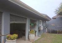 Front View of property in Westbrook