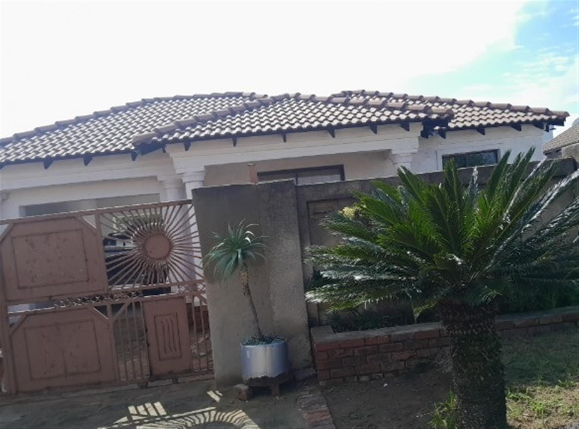 Front View of property in Klipfontein View
