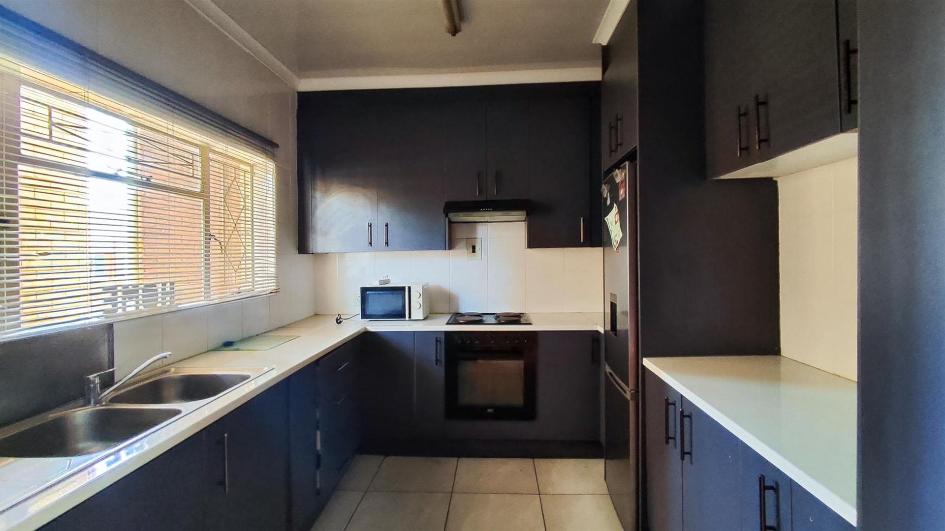 Kitchen - 10 square meters of property in Vereeniging