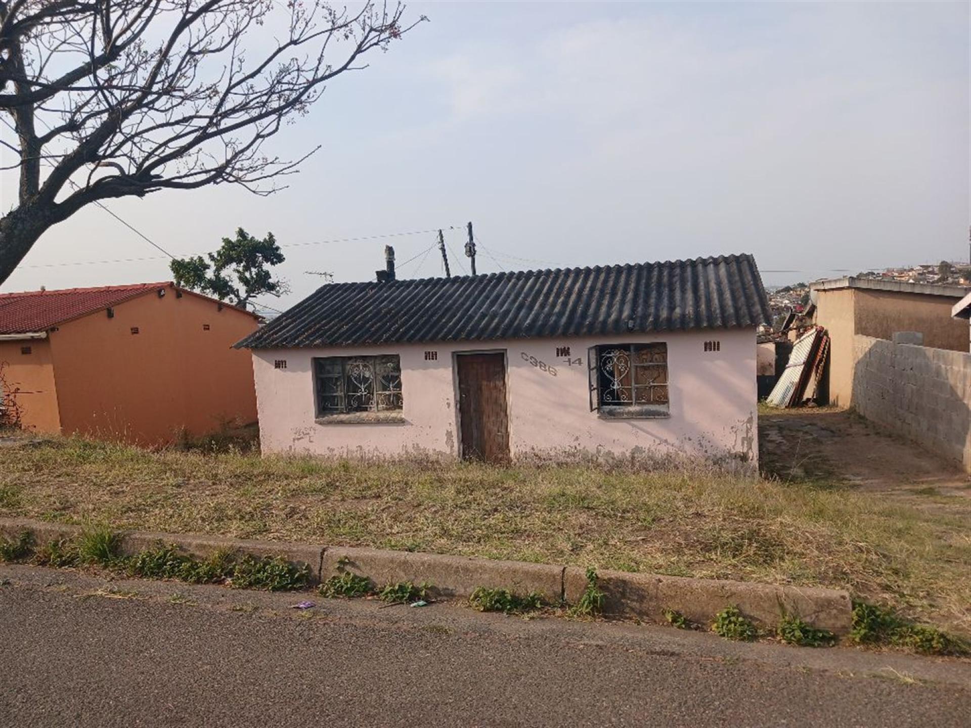 Front View of property in KwaMashu