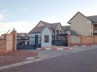 1 Bedroom 1 Bathroom Flat/Apartment for Sale for sale in Doringkruin