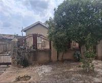 Front View of property in Gem Valley
