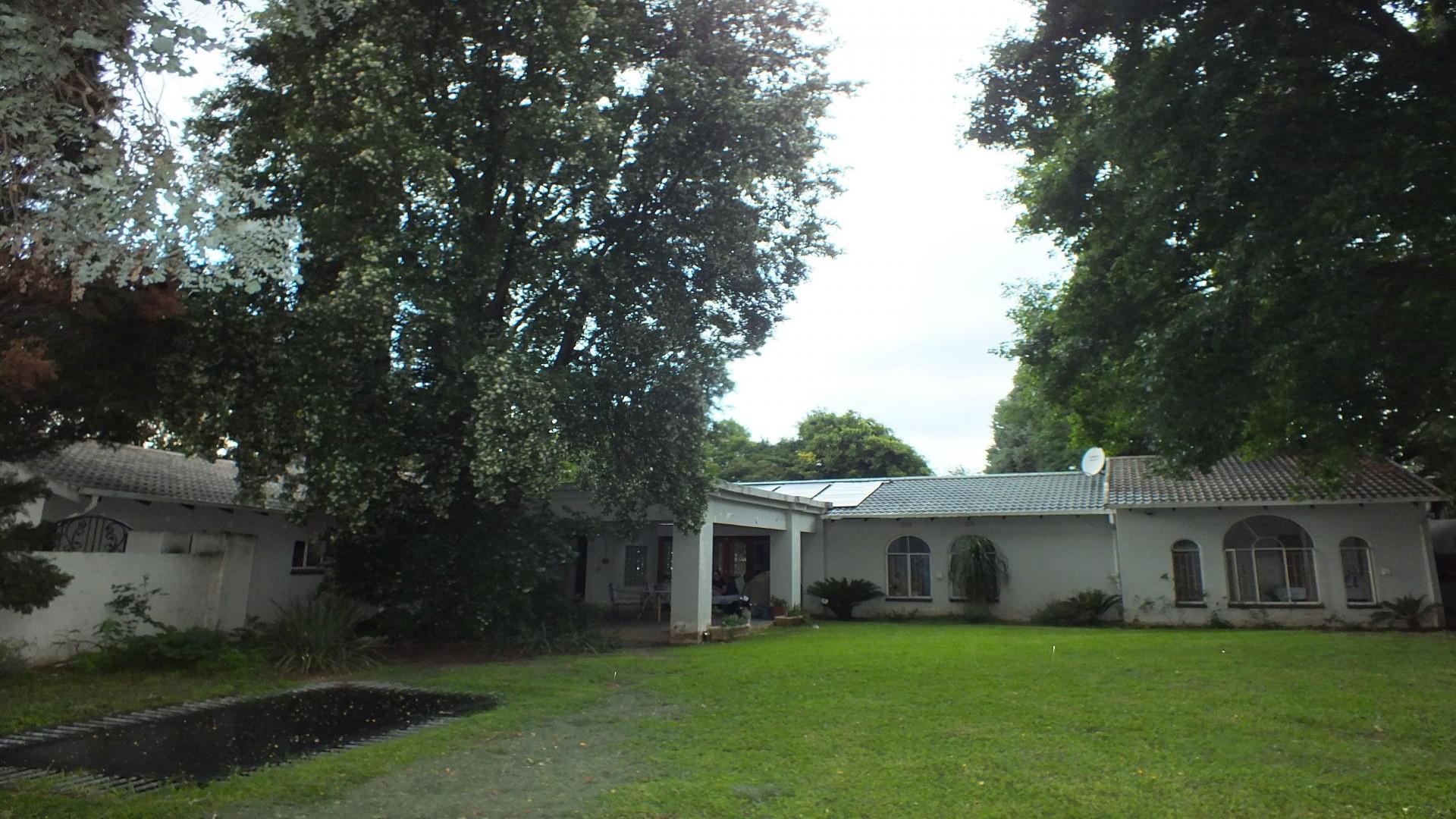 Front View of property in Jukskei Park