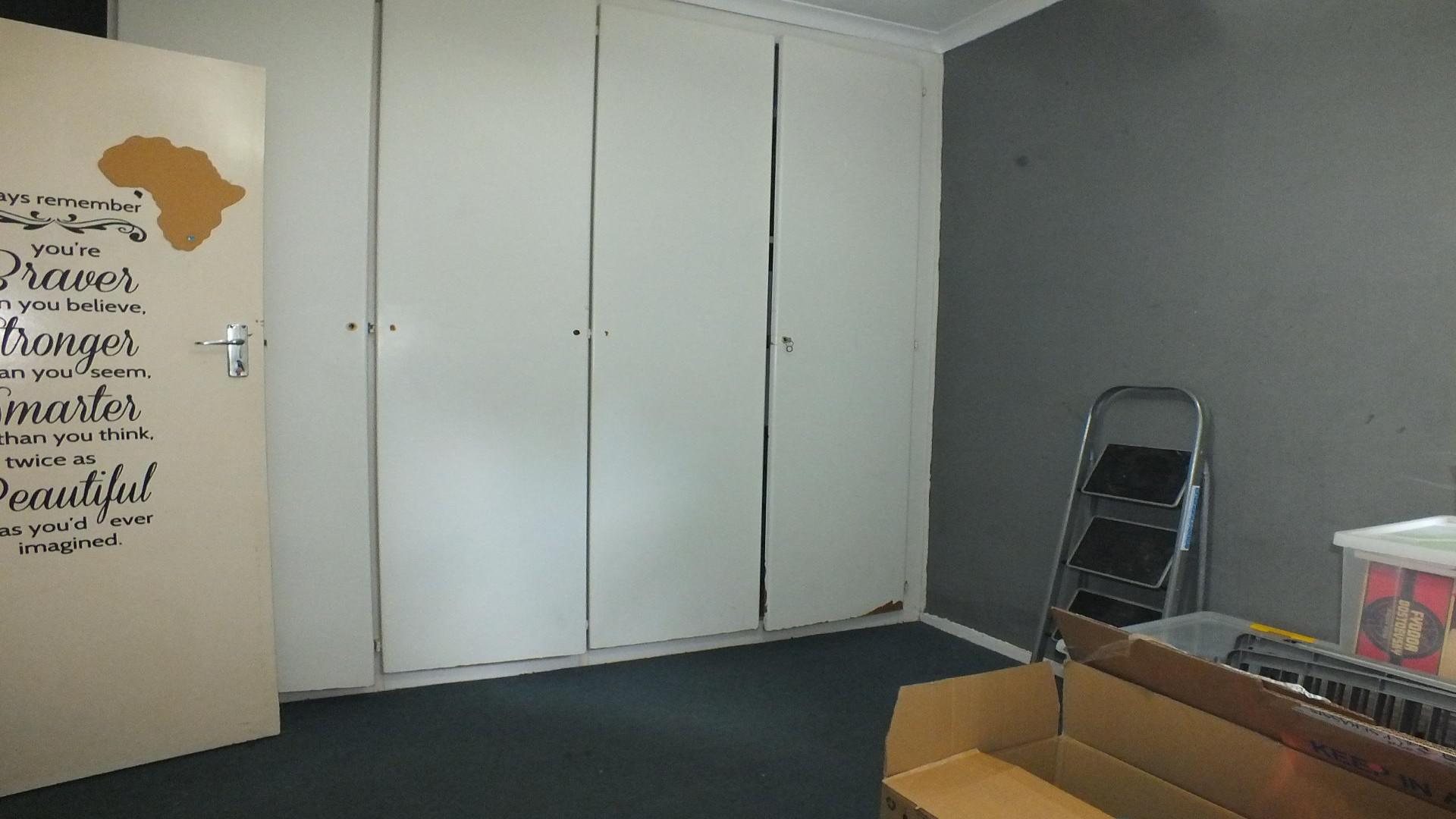 Bed Room 2 - 12 square meters of property in Jukskei Park