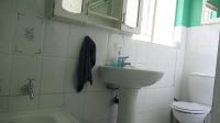 Bathroom 1 - 6 square meters of property in Jukskei Park