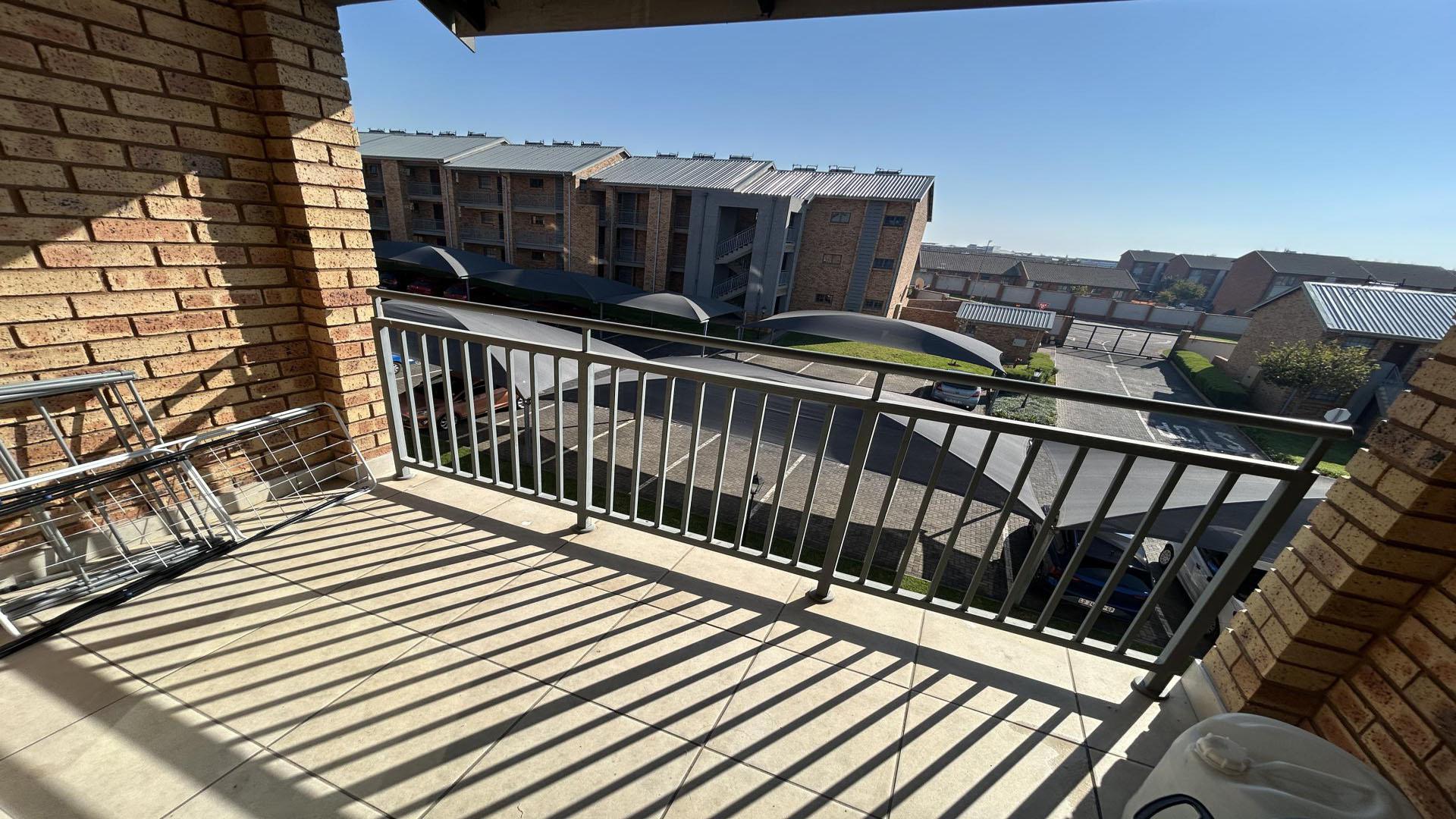 Patio of property in Sagewood