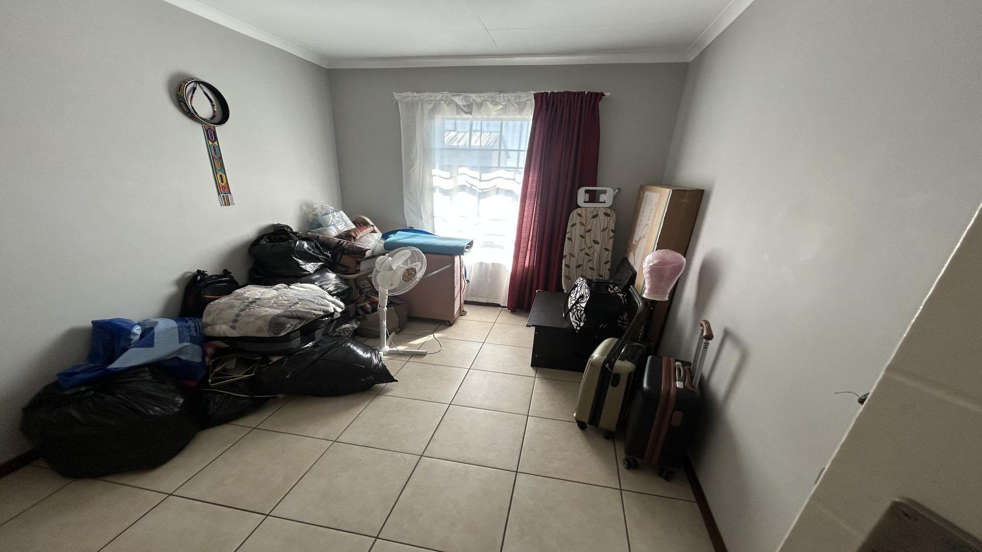 Bed Room 2 of property in Sagewood