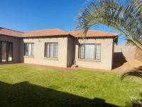 3 Bedroom 2 Bathroom Simplex to Rent for sale in Thatchfield