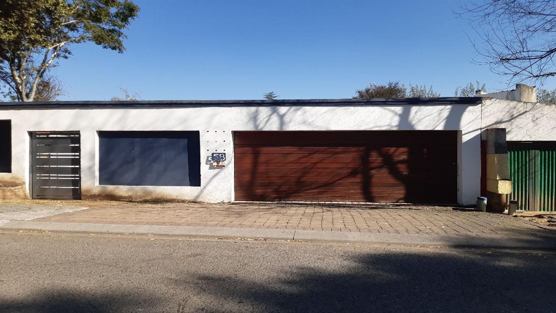 Front View of property in Randpark