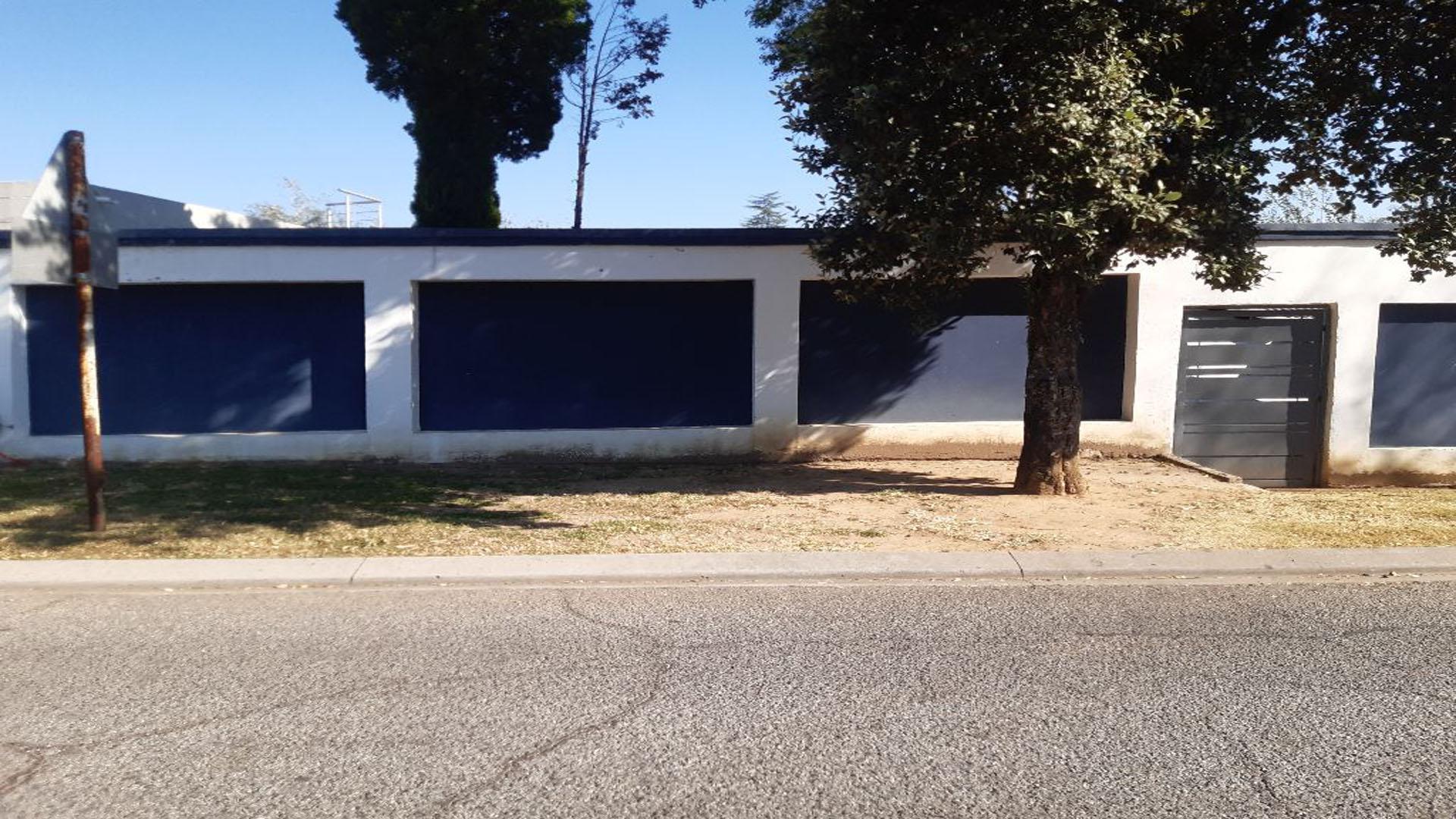 Front View of property in Randpark