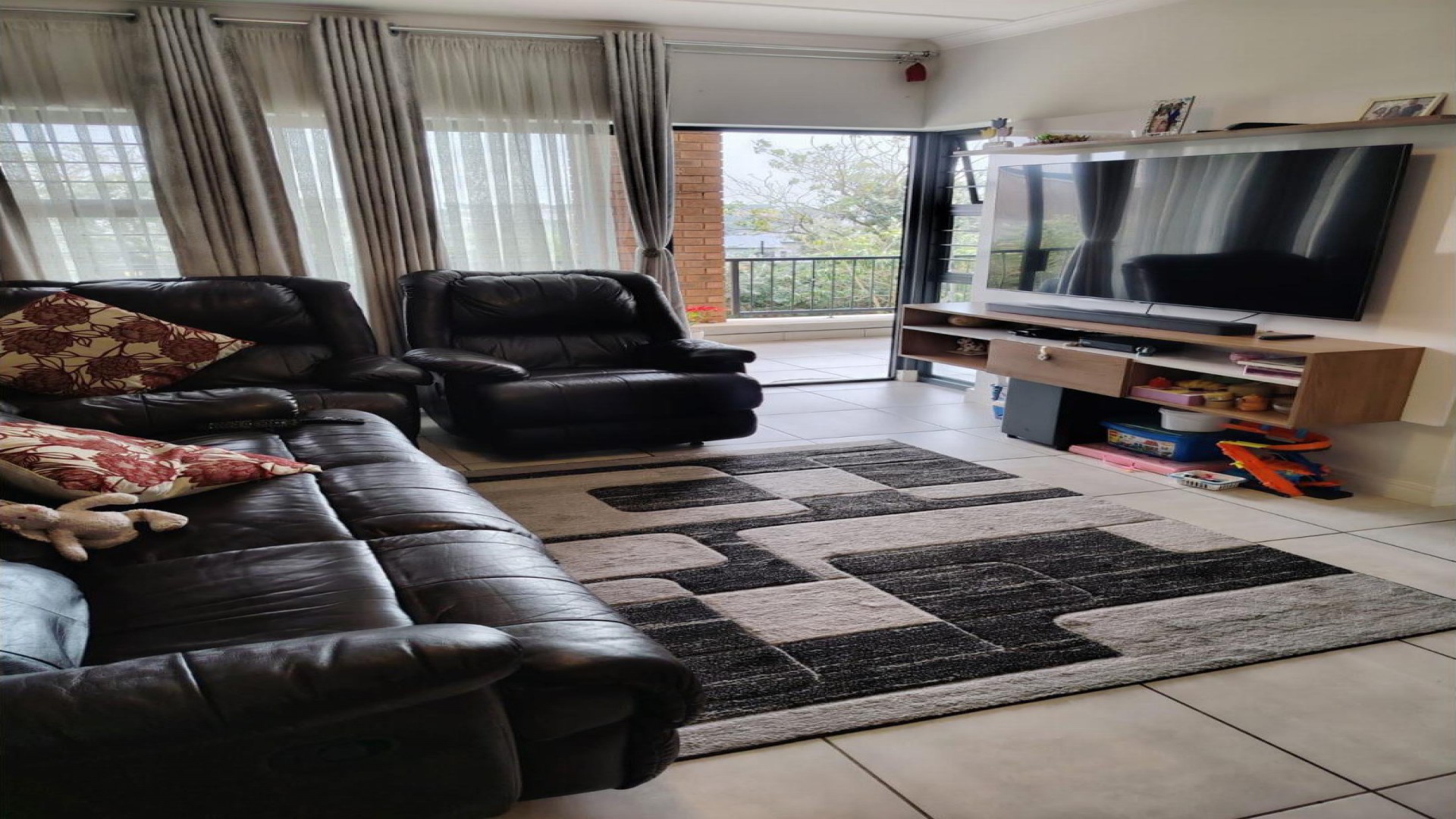 Lounges of property in Ballito