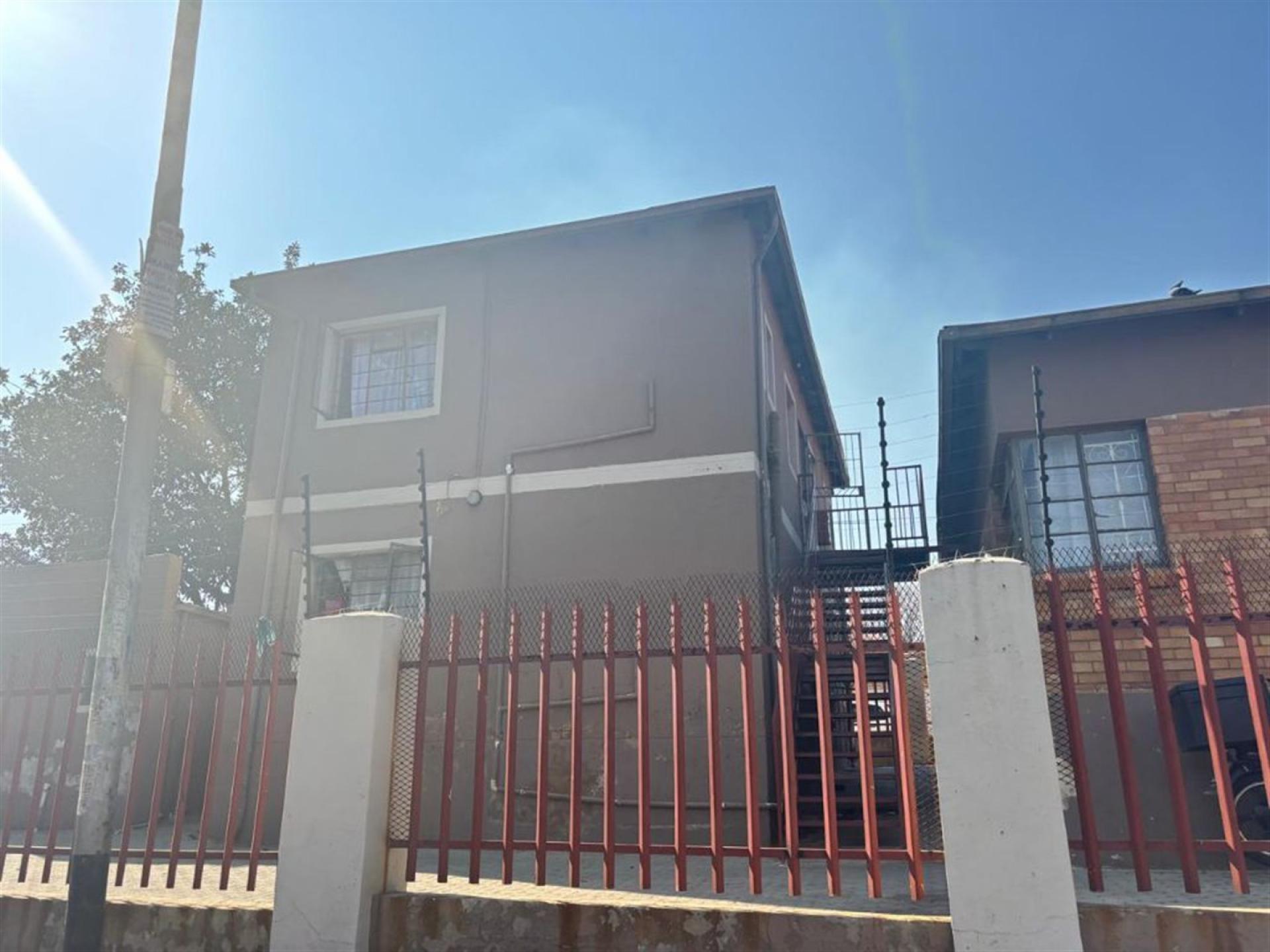Front View of property in Rosettenville