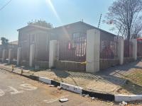 Front View of property in Rosettenville