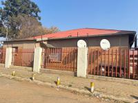 Front View of property in Rosettenville