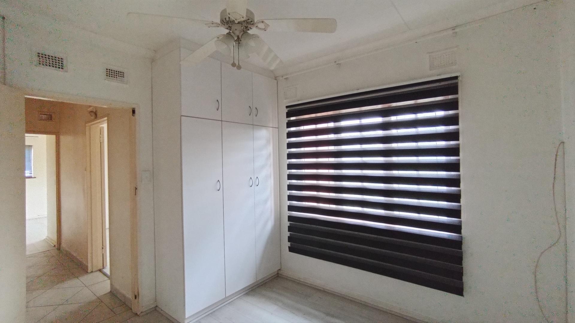 Bed Room 2 - 11 square meters of property in Padfield Park