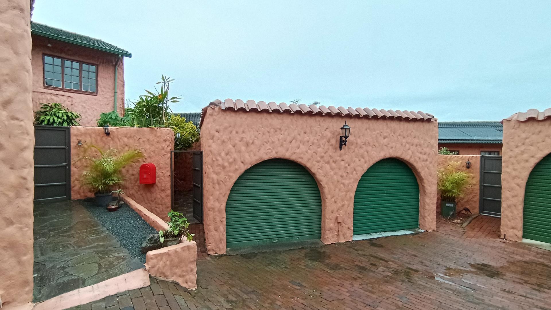 Front View of property in Padfield Park