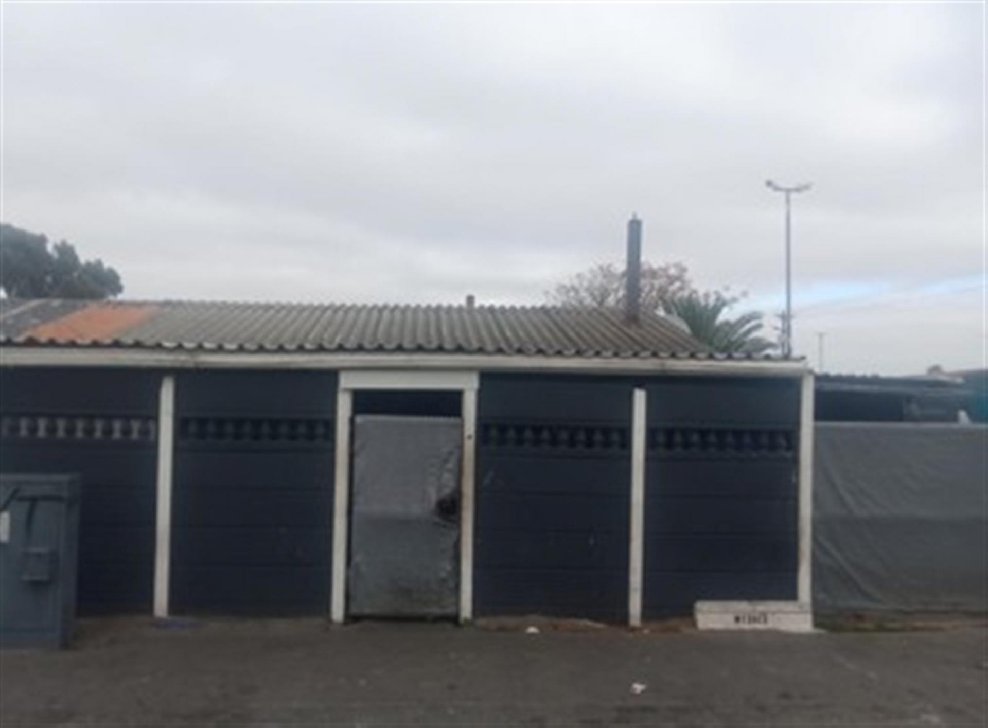 Front View of property in Parow Central