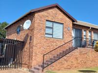 2 Bedroom 1 Bathroom Simplex for Sale for sale in Elandspark